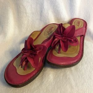 Born sandals